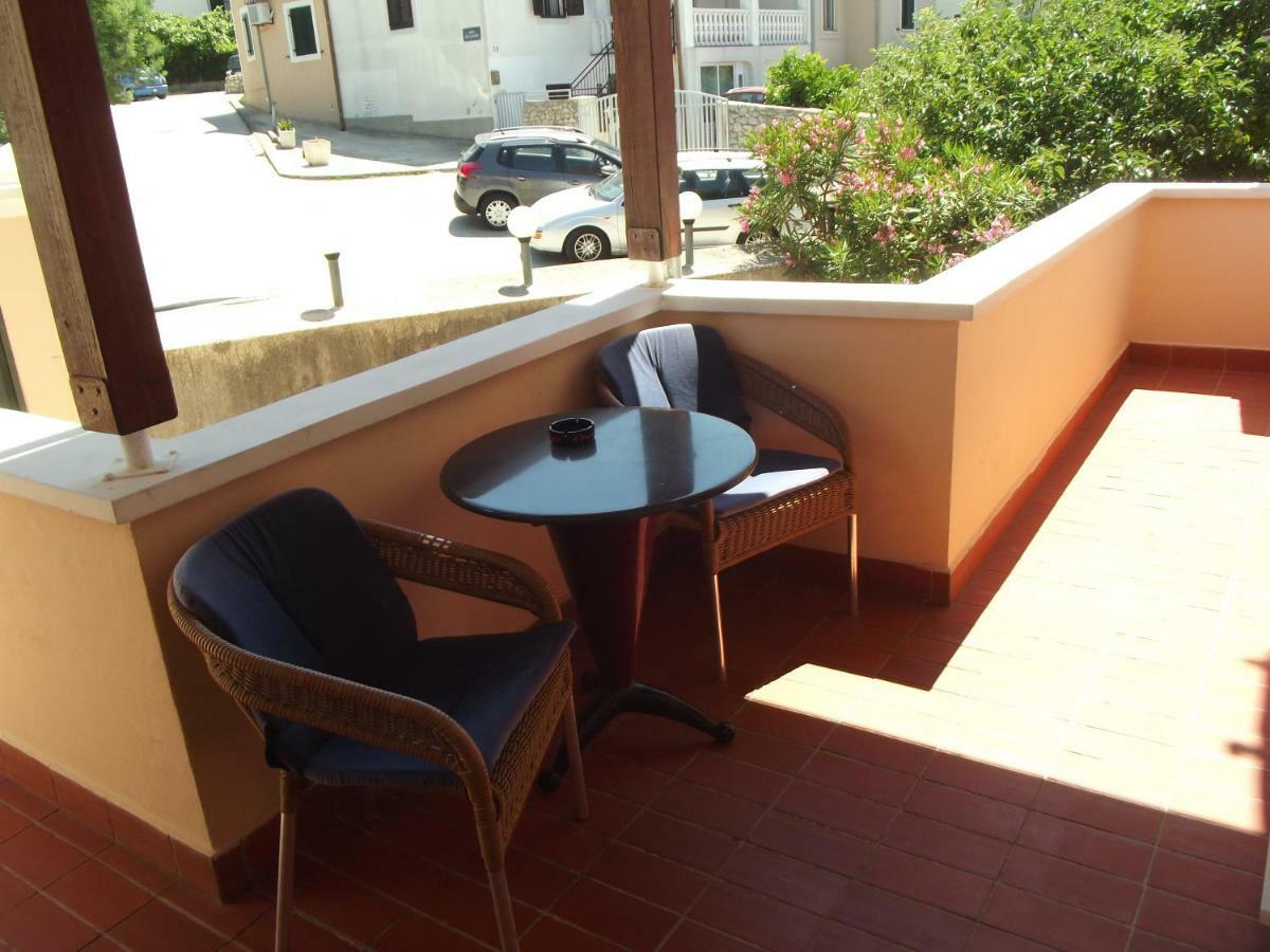 Apartments Goga Мали-Лошинь Экстерьер фото