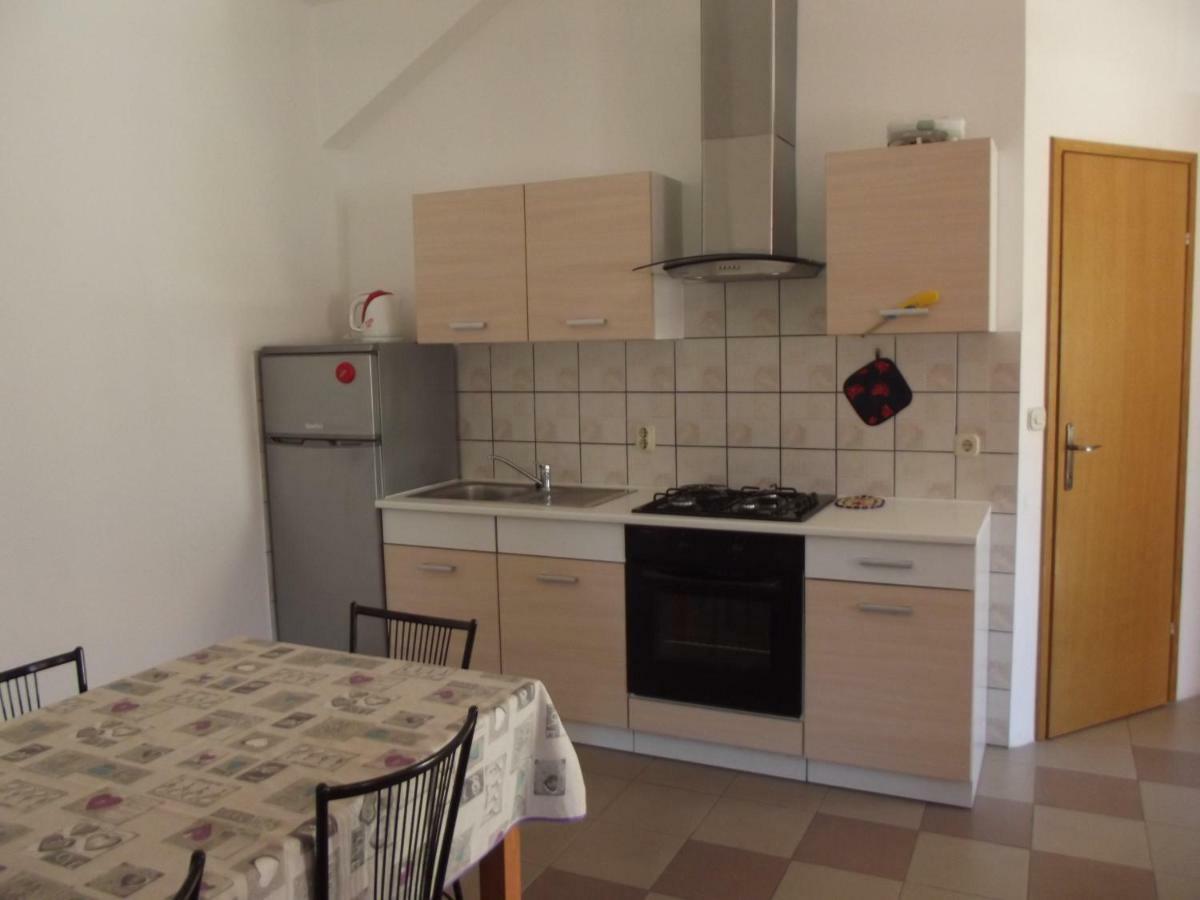 Apartments Goga Мали-Лошинь Экстерьер фото