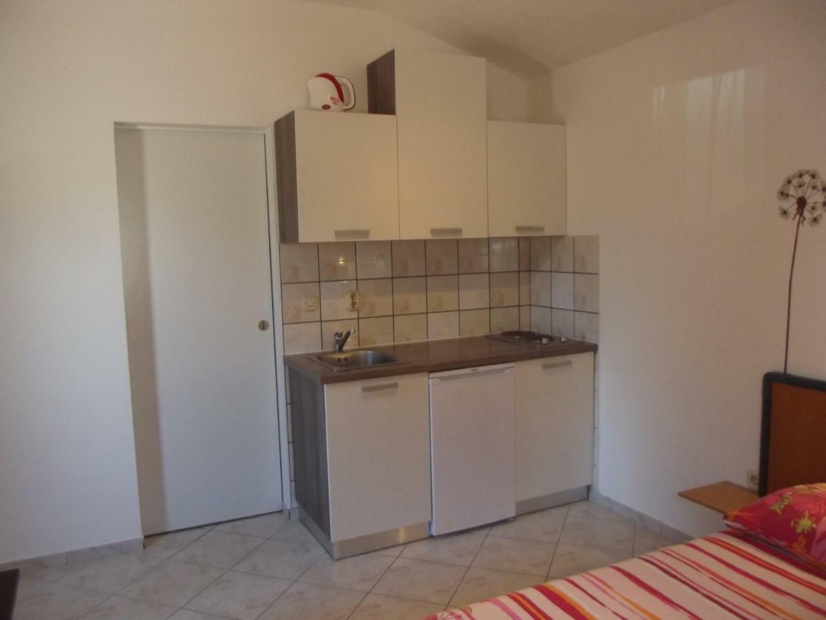 Apartments Goga Мали-Лошинь Экстерьер фото