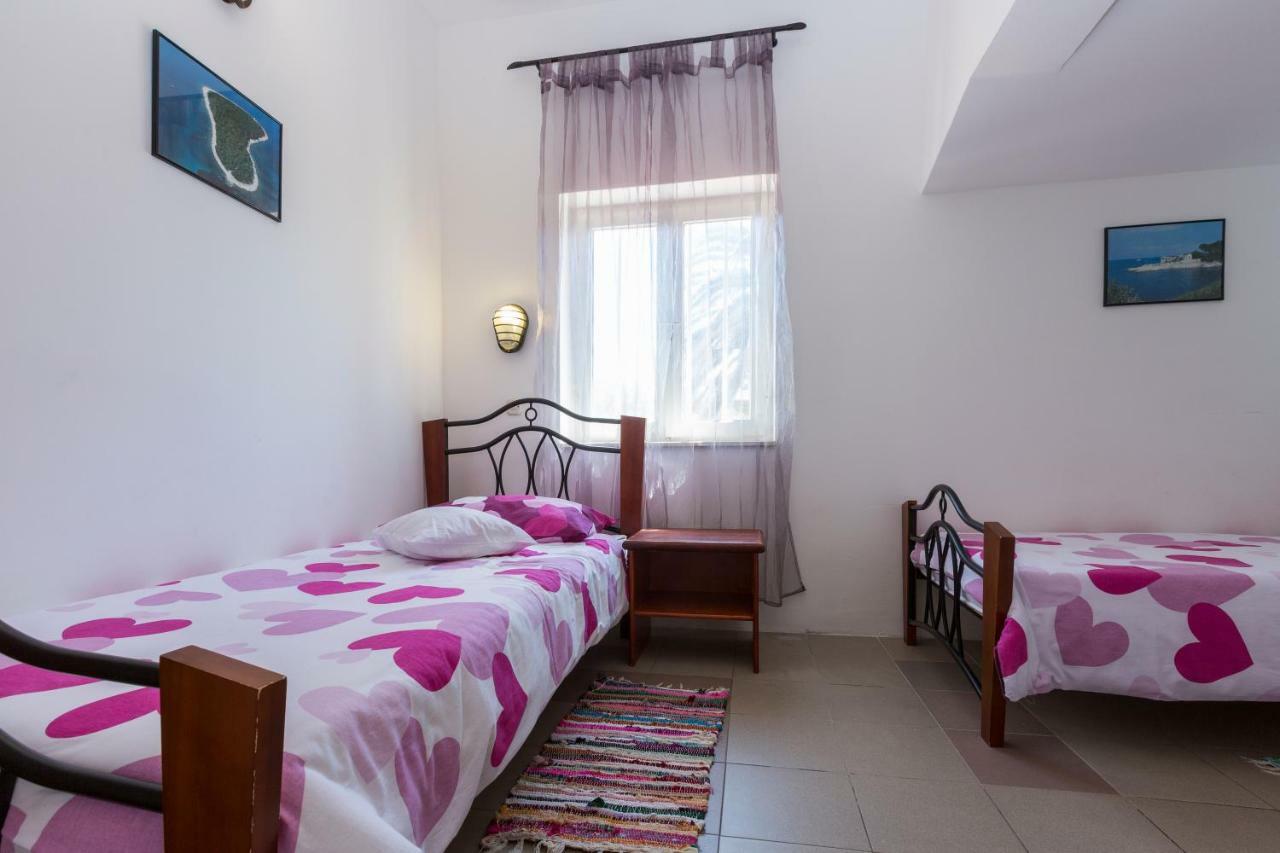 Apartments Goga Мали-Лошинь Экстерьер фото
