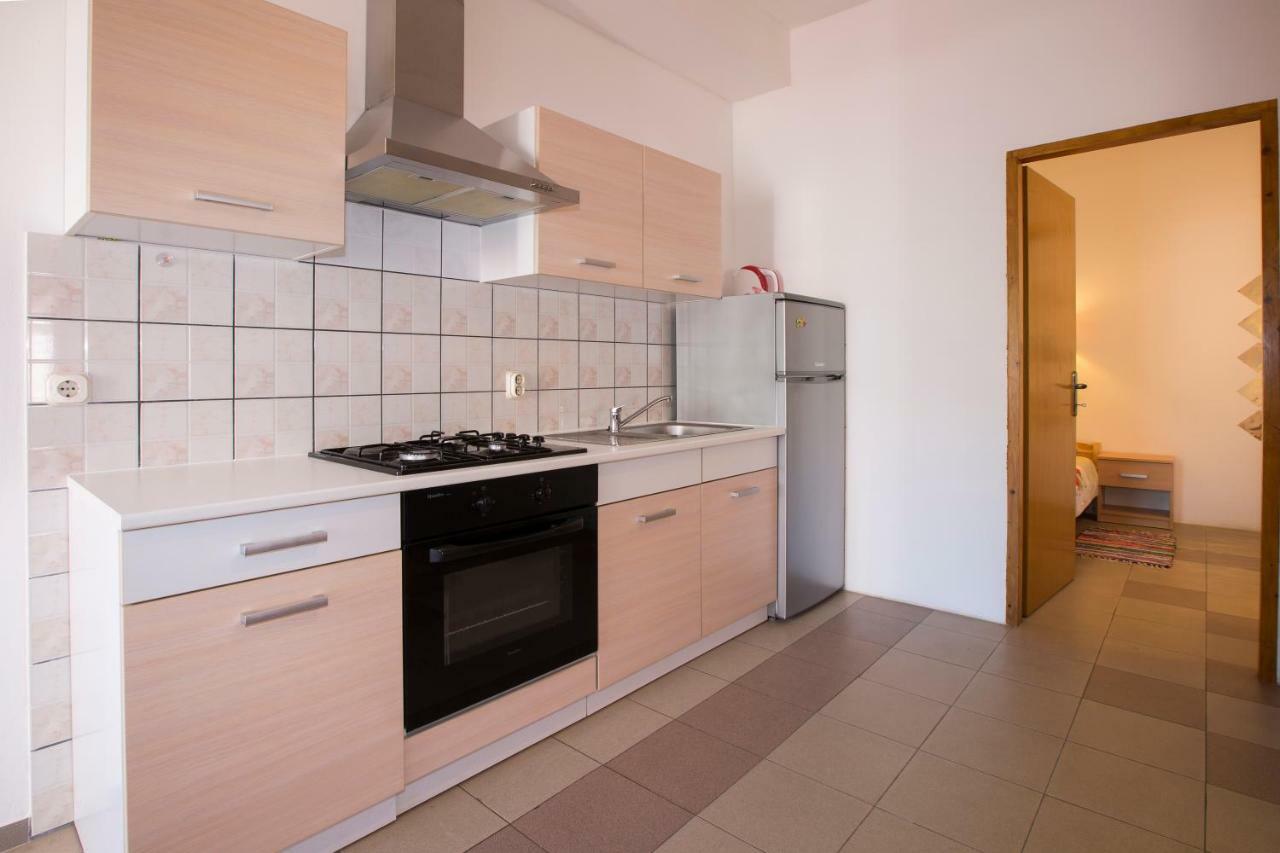 Apartments Goga Мали-Лошинь Экстерьер фото