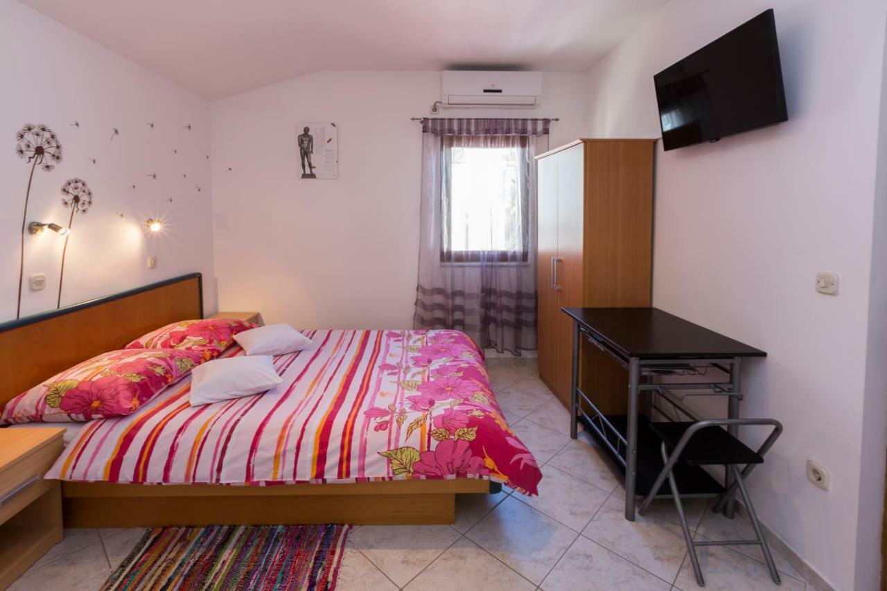 Apartments Goga Мали-Лошинь Экстерьер фото